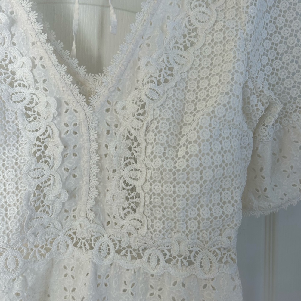 white lace/crochet blouse